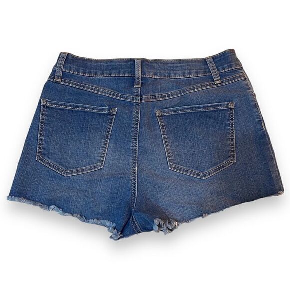 Rewash Jean Shorts, Distressed, Size 9/29, EUC - Picture 2 of 6